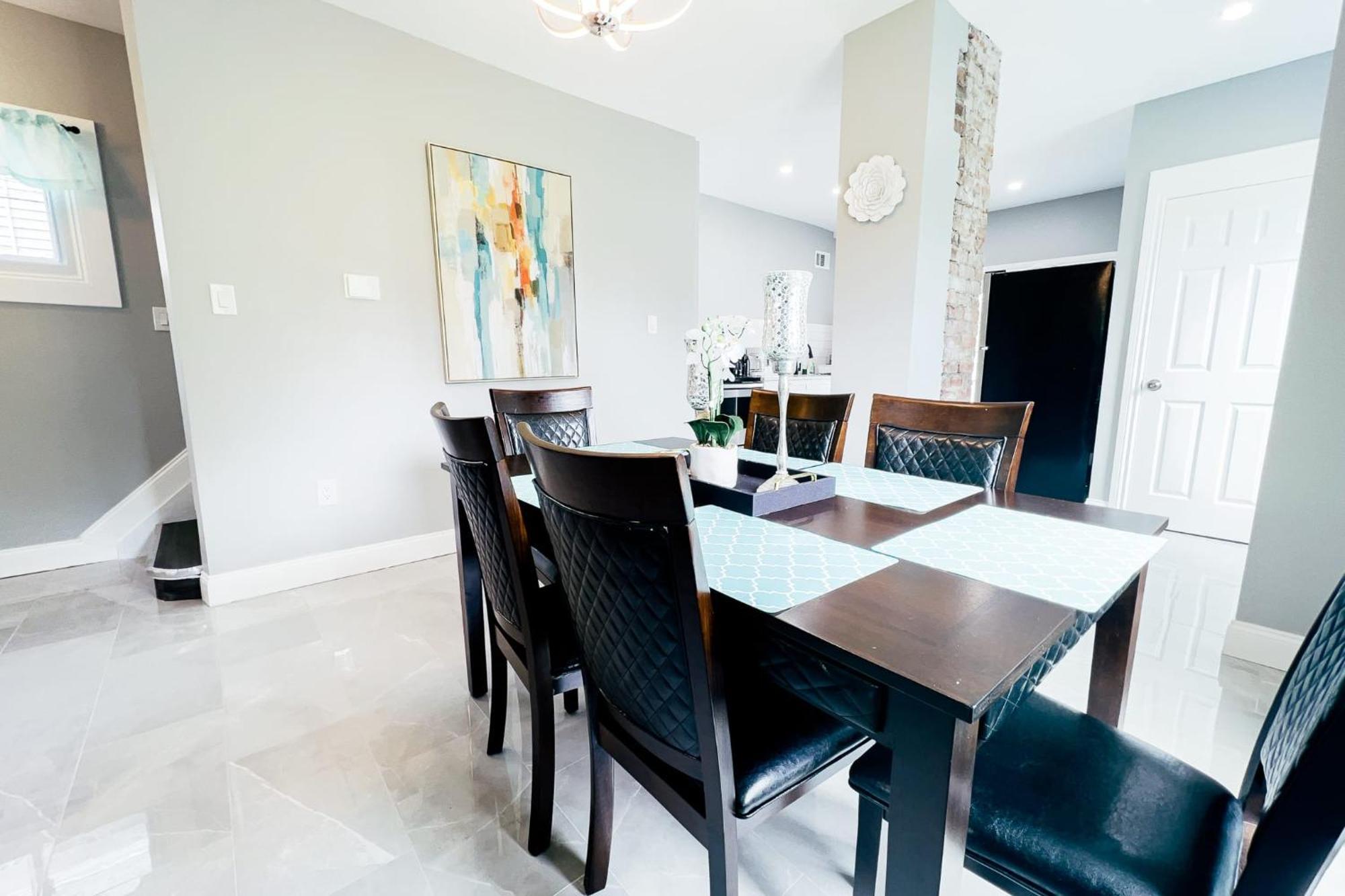 2 Homes, 1 Stay-7Br Niagara Falls Compound Εξωτερικό φωτογραφία