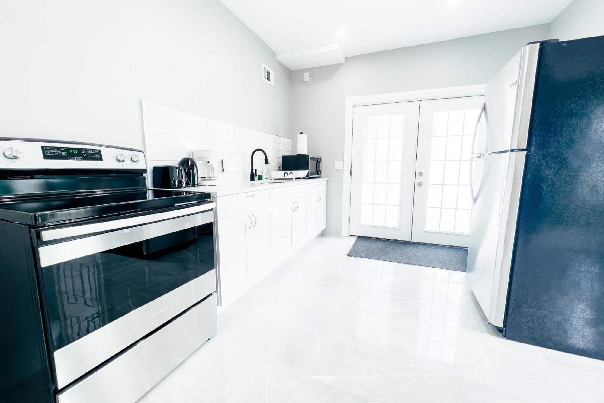 2 Homes, 1 Stay-7Br Niagara Falls Compound Εξωτερικό φωτογραφία