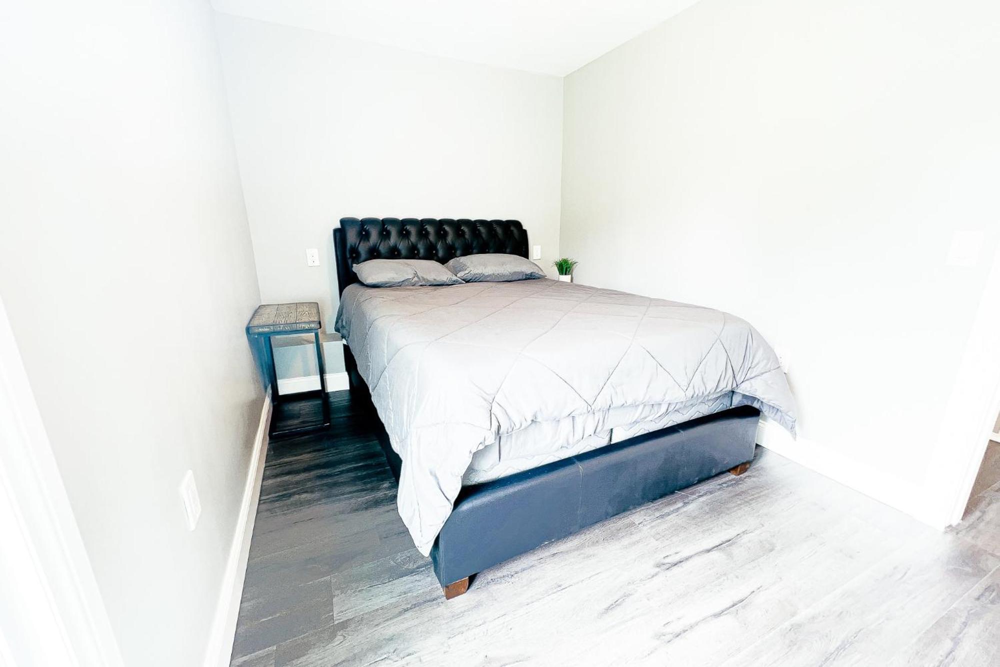 2 Homes, 1 Stay-7Br Niagara Falls Compound Εξωτερικό φωτογραφία